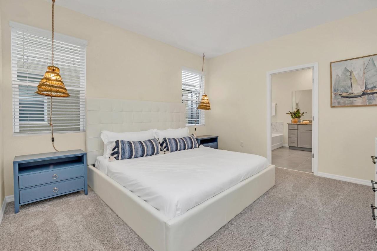 Pool-Jacuzzi Villa 6B Near Disney Davenport! Exterior photo