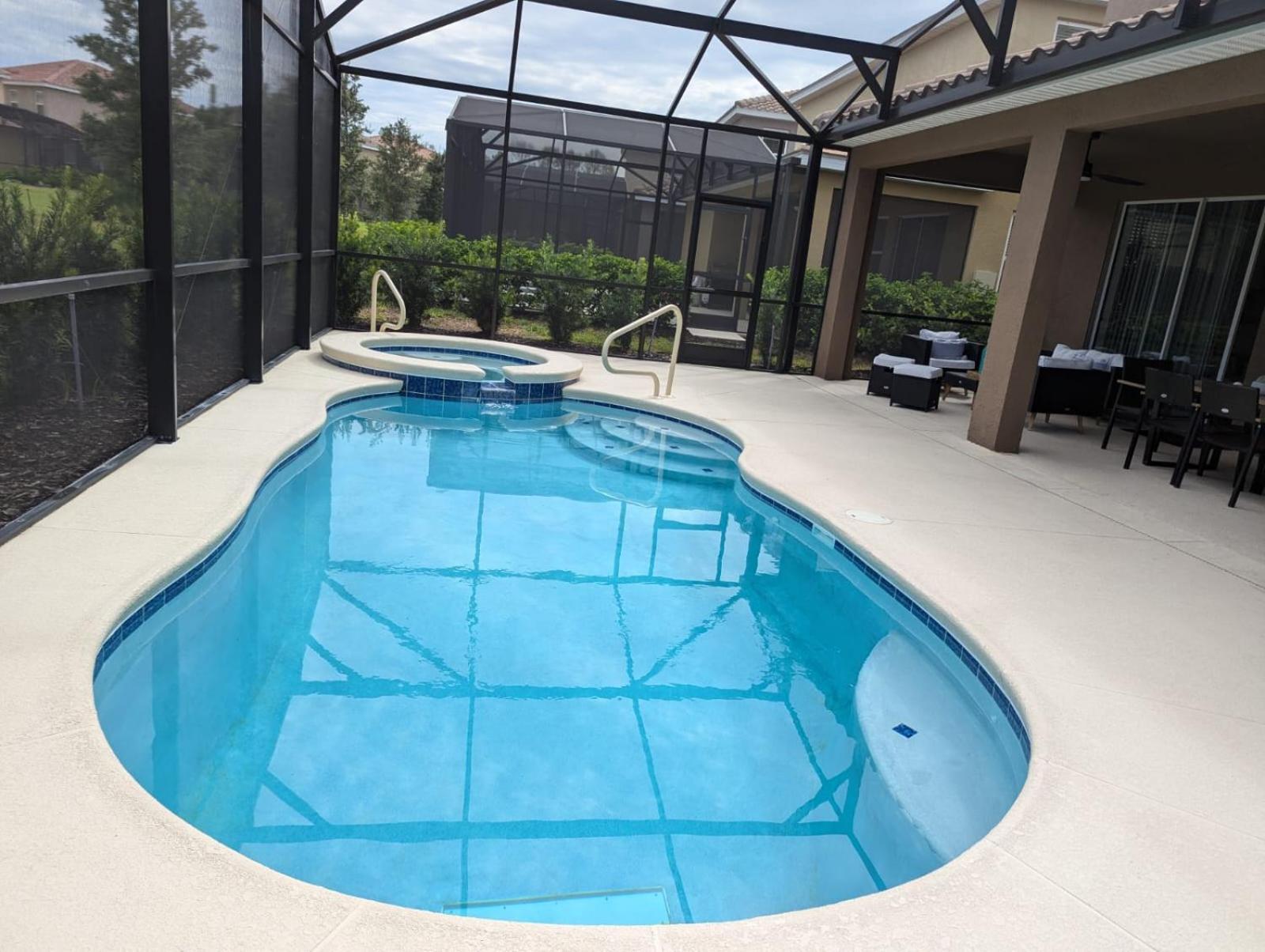 Pool-Jacuzzi Villa 6B Near Disney Davenport! Exterior photo